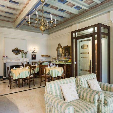 Bed and Breakfast Residenza Castiglioni Флоренция Экстерьер фото